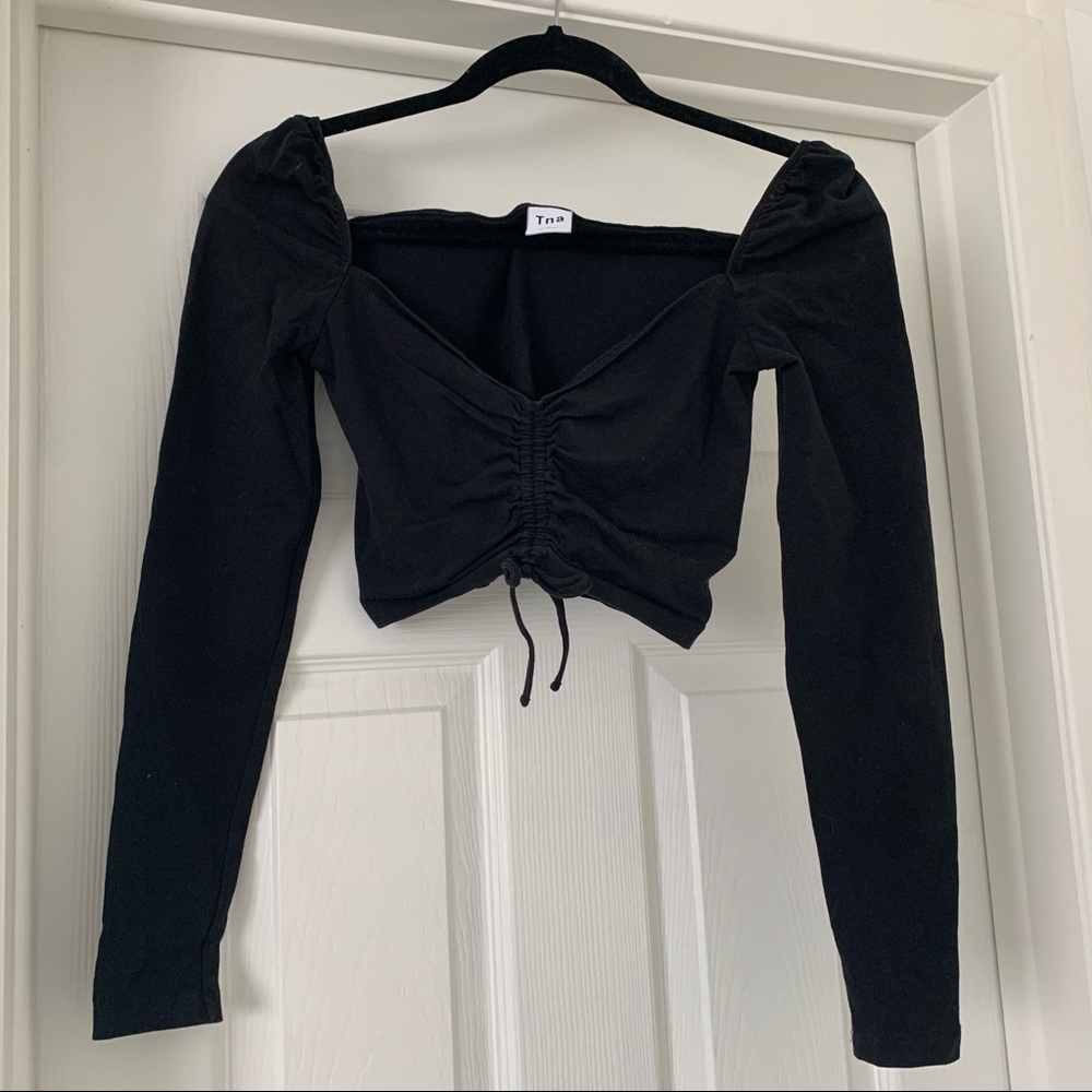 Aritzia TNA 90’s Malibu Long Sleeve